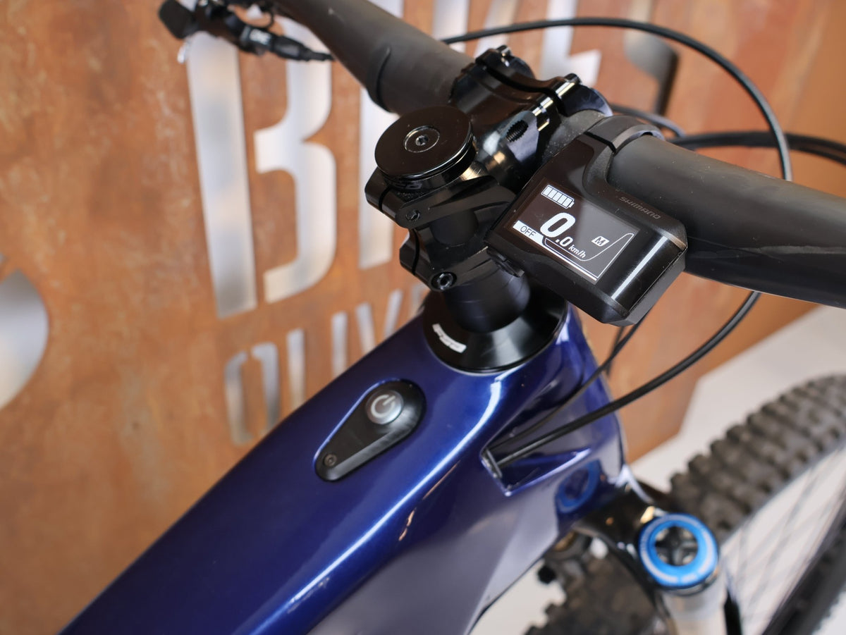 E-Mountainbike von Norco, Norco Sight VLT C1 Shimano EP8 900Wh Fox 36 160mm / XL vor USEDBIKES-OB.DE Hintergrund
