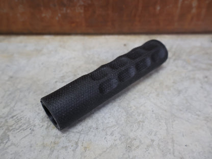 Griffe und Lenkerbänder von Odi, ODI F - 1 SERIES VAPOR GRIPS 31.5 MM MTB GRIPS BLACK – D06FVB vor USEDBIKES - OB.DE Hintergrund