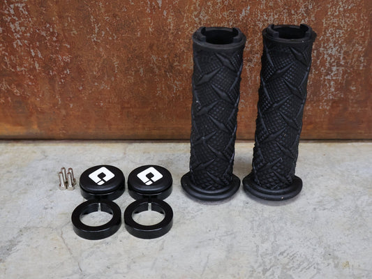 Griffe und Lenkerbänder von Odi, ODI X - TREME LOCK - ON GRIPS 130 MM BLACK – D30XTB - B vor USEDBIKES - OB.DE Hintergrund