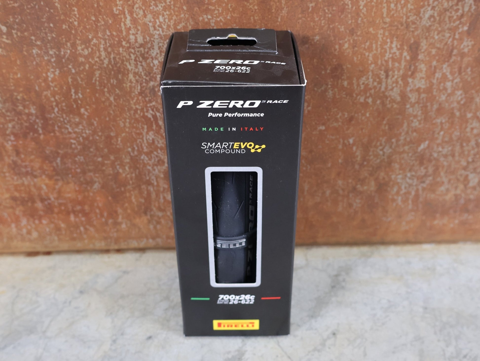 Reifen von Pirelli, PIRELLI P ZERO RACE RENNREIFEN / 700C X 26C – TECHBELT – SMARTEVO – 120 TPI – SCHWARZ vor USEDBIKES - OB.DE Hintergrund