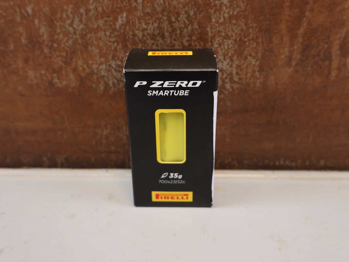 Reifen von Pirelli, PIRELLI P ZERO SMARTUBE TPU SCHLAUCH 700C 23 32MM 60MM vor USEDBIKES-OB.DE Hintergrund