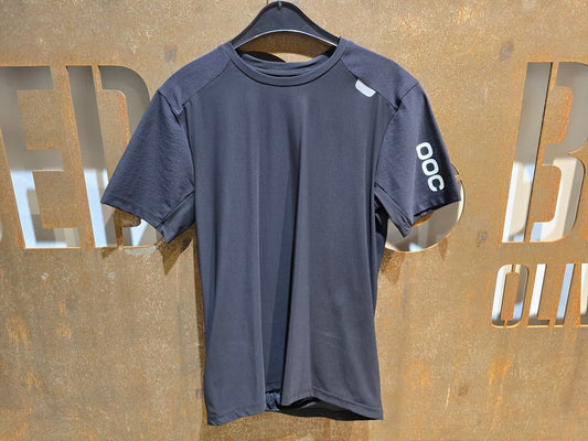 Trikot Herren von Poc, POC RESISTANCE ULTRA TEE / KURZARM TRIKOT / HERREN in variant_title vor USEDBIKES - OB.DE Hintergrund