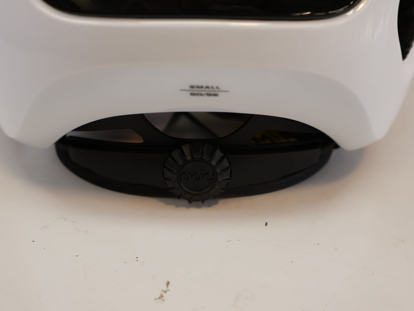 Helme von Poc, POC VENTRAL AIR MIPS / RENNRADHELM / GR. S / HYDROGEN WHITE vor USEDBIKES-OB.DE Hintergrund