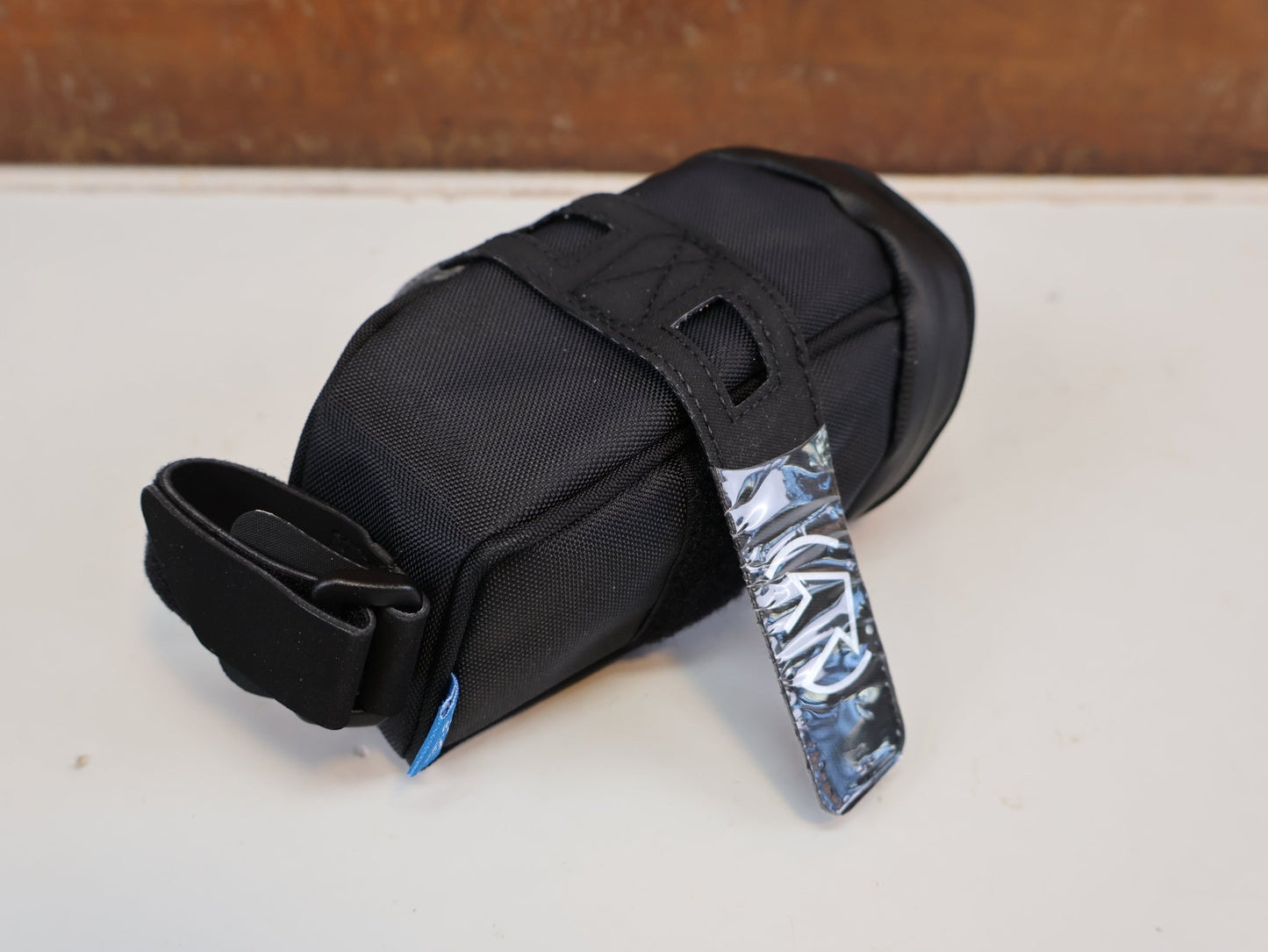Luftpumpen & Werkzeug von PRO, PRO COMBIPACK / CO2 INFLATOR SET / SATTELTASCHE MINITOOL / OHNE PATRONEN vor USEDBIKES-OB.DE Hintergrund