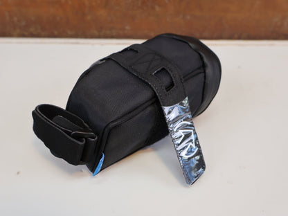 Luftpumpen & Werkzeug von PRO, PRO COMBIPACK / CO2 INFLATOR SET / SATTELTASCHE MINITOOL / OHNE PATRONEN vor USEDBIKES-OB.DE Hintergrund