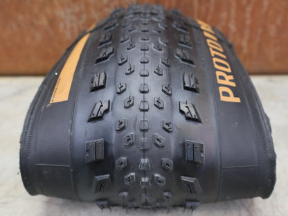 Reifen von Bontrager, PROTOLAB BONTRAGER – VALLNORD RSL XR TLR / 29×2.4 / XC RACE TIRE SET vor USEDBIKES - OB.DE Hintergrund