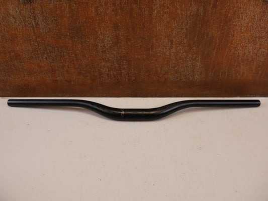 Lenker von Bontrager, RACE FACE TURBINE RISER LENKER 35 X 780 40 MM GREY vor USEDBIKES-OB.DE Hintergrund