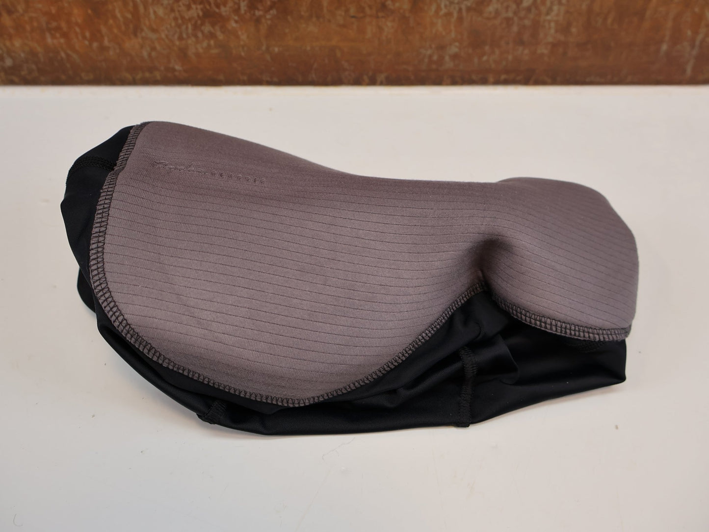 Hosen Herren von Rapha, RAPHA CORE CARGO RADSHORT / HERREN / CARGO - TASCHEN / SCHWARZ 5324629 vor USEDBIKES - OB.DE Hintergrund