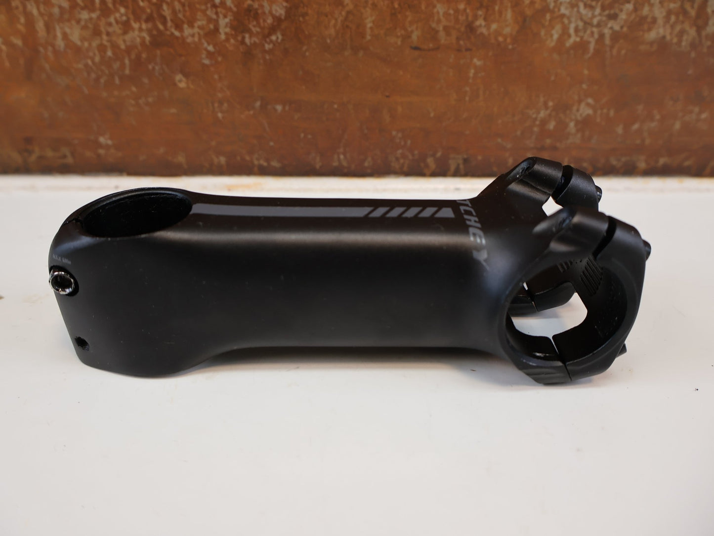 Vorbau von Ritchey, RITCHEY COMP SWITCH / 110 MM / INTEGRATED VORBAU / 31.8 MM / -6 GRAD vor USEDBIKES-OB.DE Hintergrund