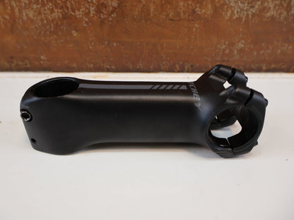 Vorbau von Ritchey, RITCHEY COMP SWITCH / 110 MM / INTEGRATED VORBAU / 31.8 MM / -6 GRAD vor USEDBIKES-OB.DE Hintergrund