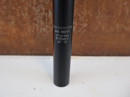 Sattelstütze von Ritchey, RITCHEY COMP ZERO / 27.2 MM / 400 MM / 0 MM OFFSET / SATTELSTÜTZE vor USEDBIKES-OB.DE Hintergrund