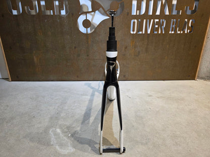 PINARELLO F9 FRAME SET / RAZOR WHITE / DISC / 56CM 