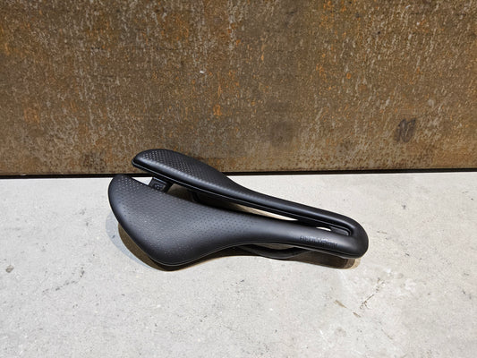 BONTRAGER AEOLUS PRO SATTEL 145MM