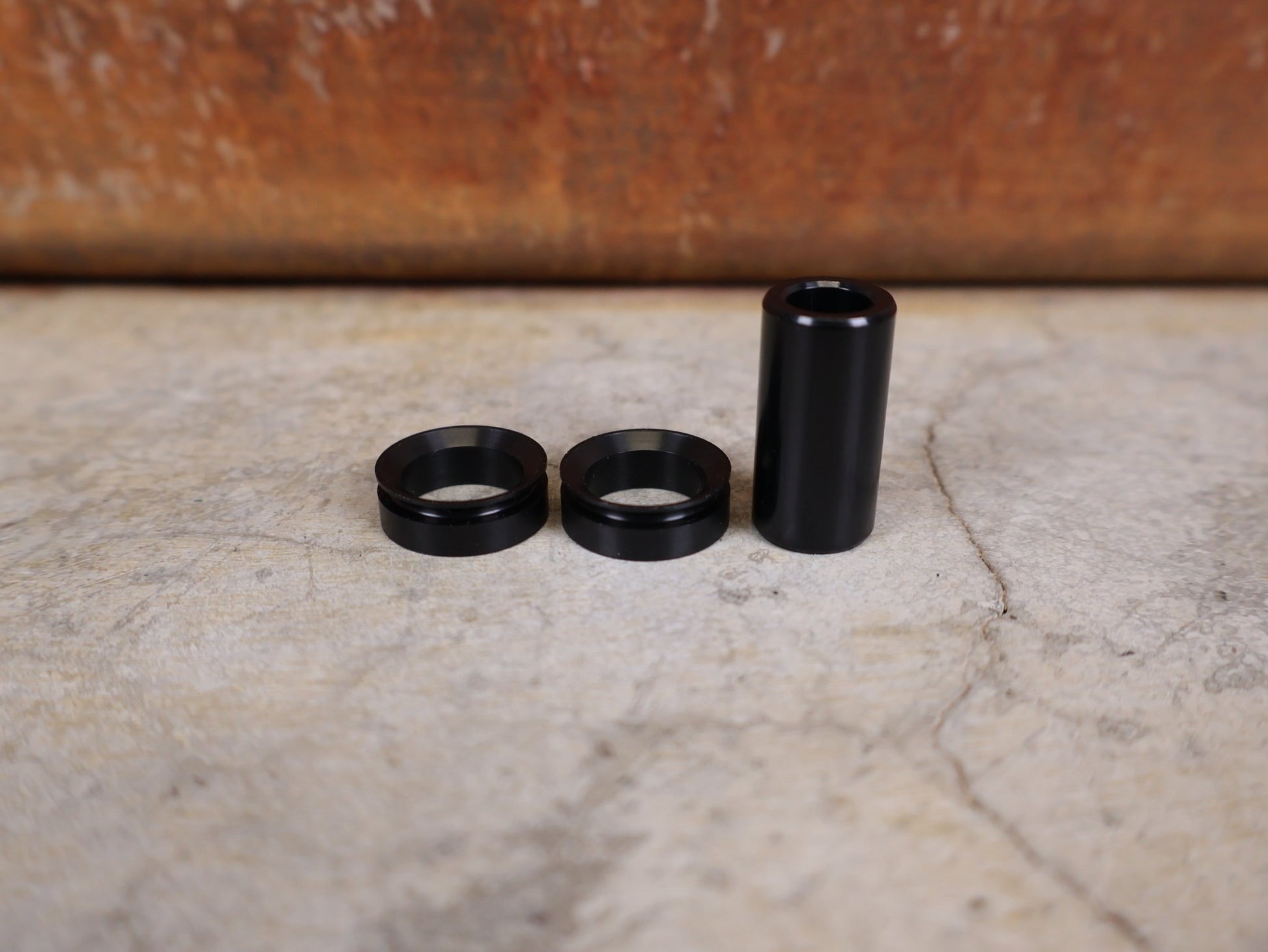 Zubehör von Rock Shox, ROCKSHOX – DÄMPFERBUCHSEN SET 1/2" / 8 MM – IMPERIAL & METRIC (00.4118.091.816) vor USEDBIKES - OB.DE Hintergrund