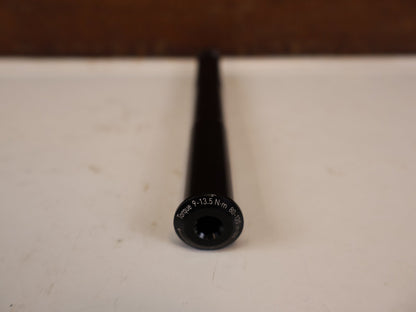 Federgabel von Rock Shox, ROCKSHOX MAXLE STEALTH BOOST STECKACHSE 15X110 MM vor USEDBIKES-OB.DE Hintergrund