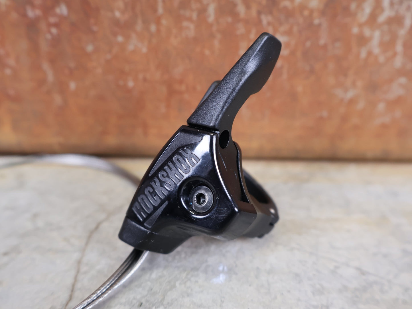 Zubehör von Sram, ROCKSHOX ONELOC REMOTE LOCKOUT HEBEL – FULL SPRINT – MTB vor USEDBIKES - OB.DE Hintergrund