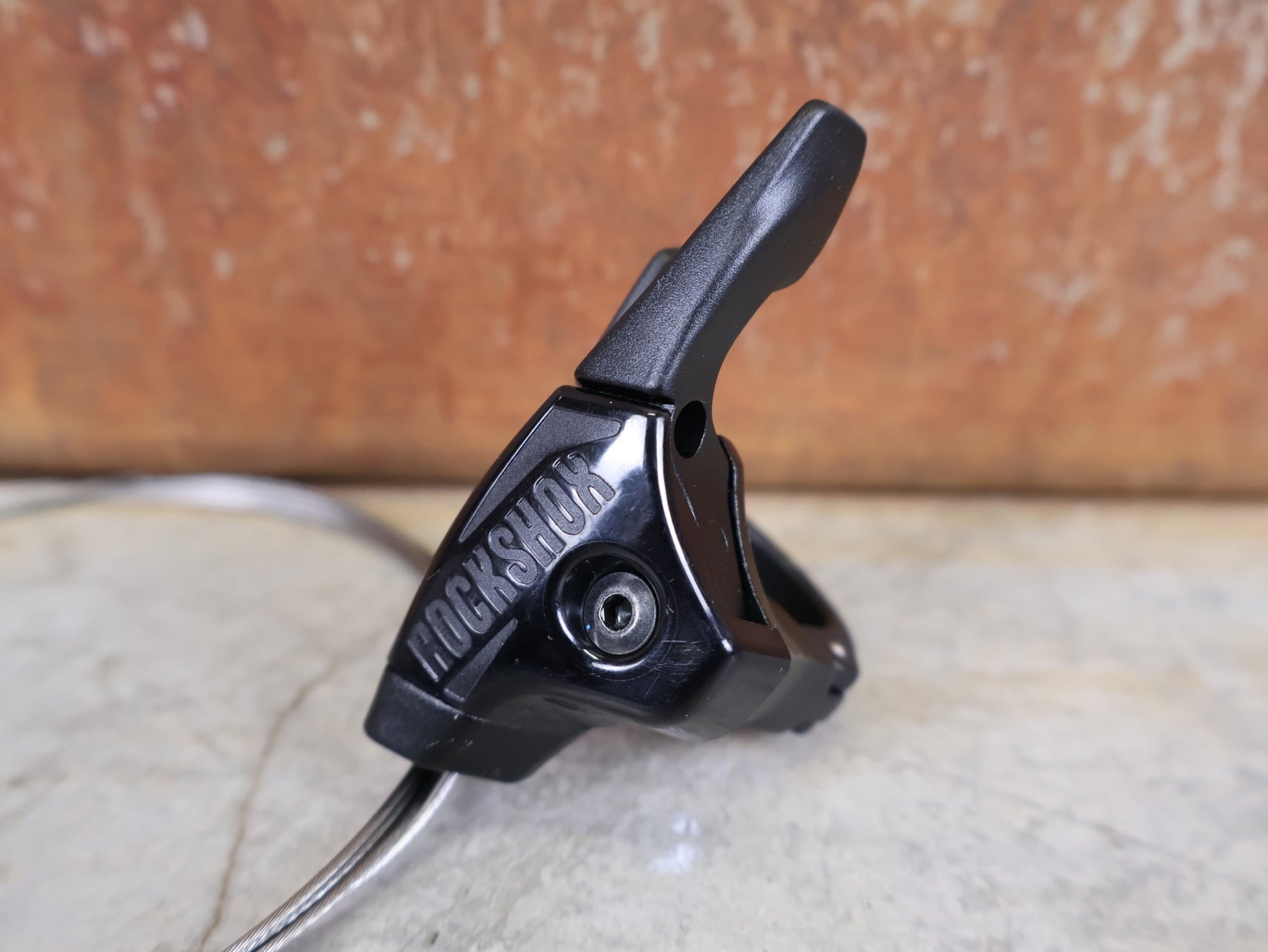 Zubehör von Sram, ROCKSHOX ONELOC REMOTE LOCKOUT HEBEL – FULL SPRINT – MTB vor USEDBIKES - OB.DE Hintergrund