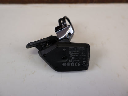 Schaltungsteile von Sram, ROCKSHOX REVERB AXS CONTROLLER REMOTE LINKS vor USEDBIKES-OB.DE Hintergrund