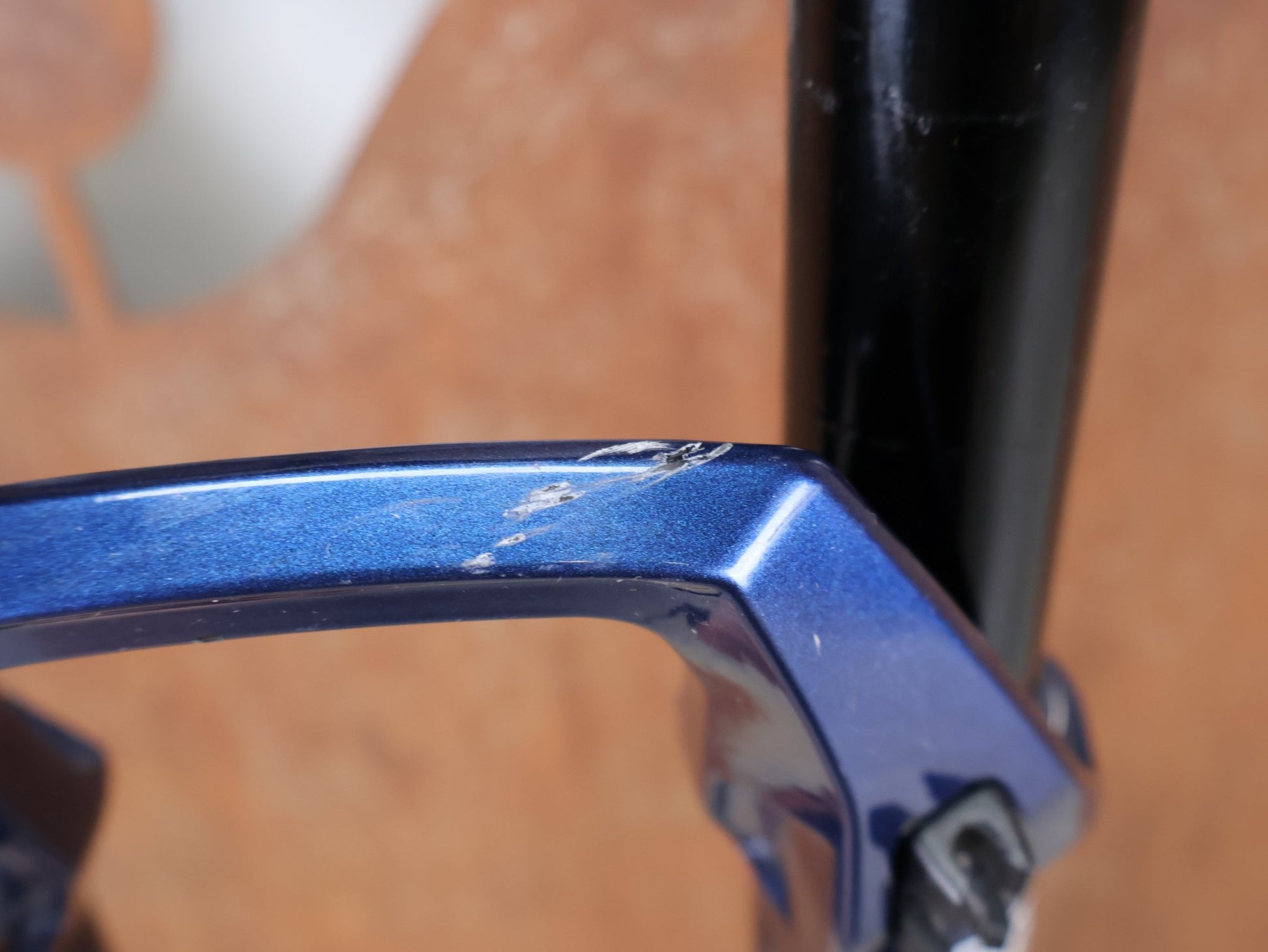 Federgabel von Rock Shox, ROCKSHOX – SID SL ULTIMATE 2P / 29" – 110 MM – CHARGER RACE DAY 2 / BLUE CRUSH vor USEDBIKES - OB.DE Hintergrund