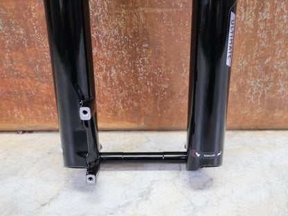 Federgabel von Rock Shox, ROCKSHOX – SID ULTIMATE / 29 / 110 MM / BOOST 15×110 / GLOSS BLACK / CHARGER RACE DAY vor USEDBIKES - OB.DE Hintergrund