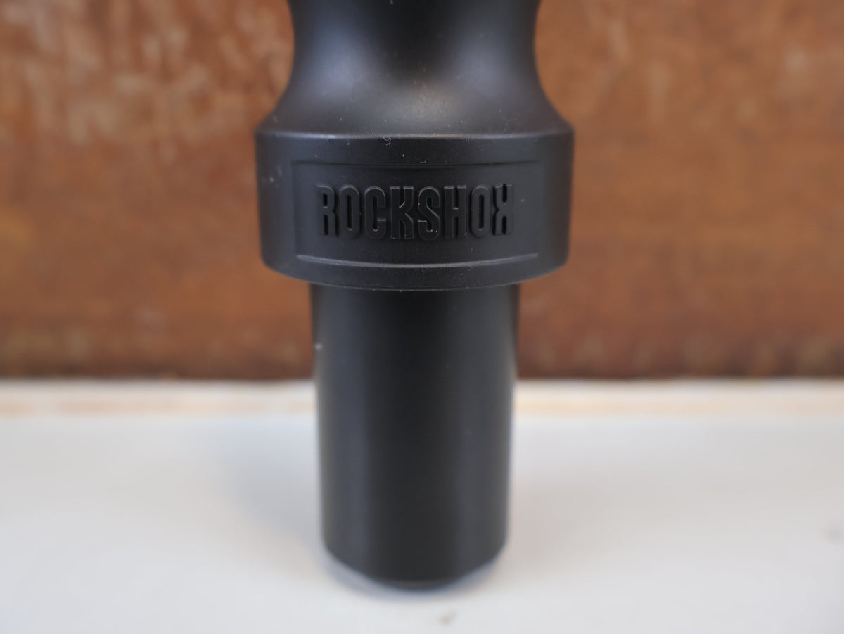 Luftpumpen & Werkzeug von Rock Shox, ROCKSHOX STAUBDICHTUNG EINPRESSWERKZEUG 32MM / 00.4318.031.000 vor USEDBIKES-OB.DE Hintergrund