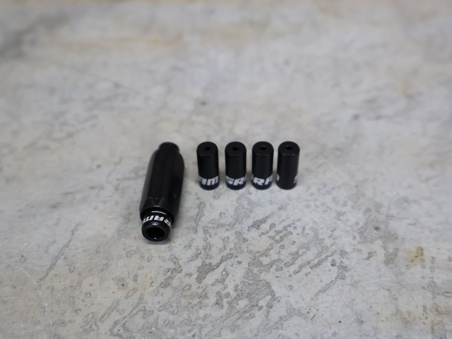 Zubehör von Sram, ROCKSHOX TWISTLOC ULTIMATE REMOTE – 2 - POSITION DREHGRIFF LINKS – 00.4318.079.000 vor USEDBIKES - OB.DE Hintergrund