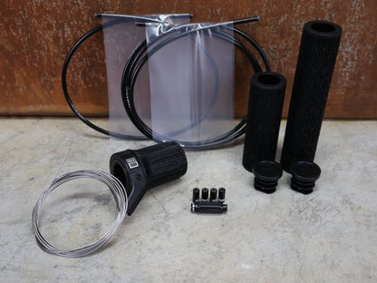 Zubehör von Sram, ROCKSHOX TWISTLOC ULTIMATE REMOTE – 2 - POSITION DREHGRIFF LINKS – 00.4318.079.000 vor USEDBIKES - OB.DE Hintergrund