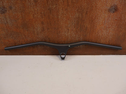 Lenker von Specialized, ROVAL CONTROL SL COCKPIT 90MM 780MM 12 GRAD 253G vor USEDBIKES-OB.DE Hintergrund