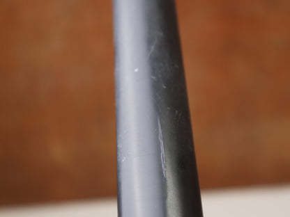 Sattelstütze von Specialized, ROVAL TERRA CARBON SATTELSTÜTZE / 27.2 MM / 380 MM / 0 MM OFFSET / BASTLERWARE vor USEDBIKES-OB.DE Hintergrund