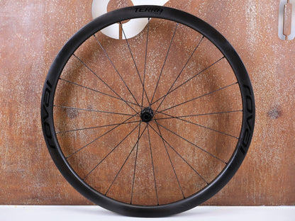 Laufrad/Laufradsatz von Specialized, ROVAL TERRA CLX CARBON LAUFRADSATZ / 28" / SRAM XDR / 1264G / GRAVEL & ROAD vor USEDBIKES - OB.DE Hintergrund
