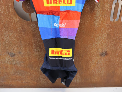 Damenbekleidung - TFR von Santini, SANTINI TREK FACTORY RACING ROADSUIT / EVIE RICHARDS EDITION EX. WORLDCHAMP / GR. XS vor USEDBIKES-OB.DE Hintergrund
