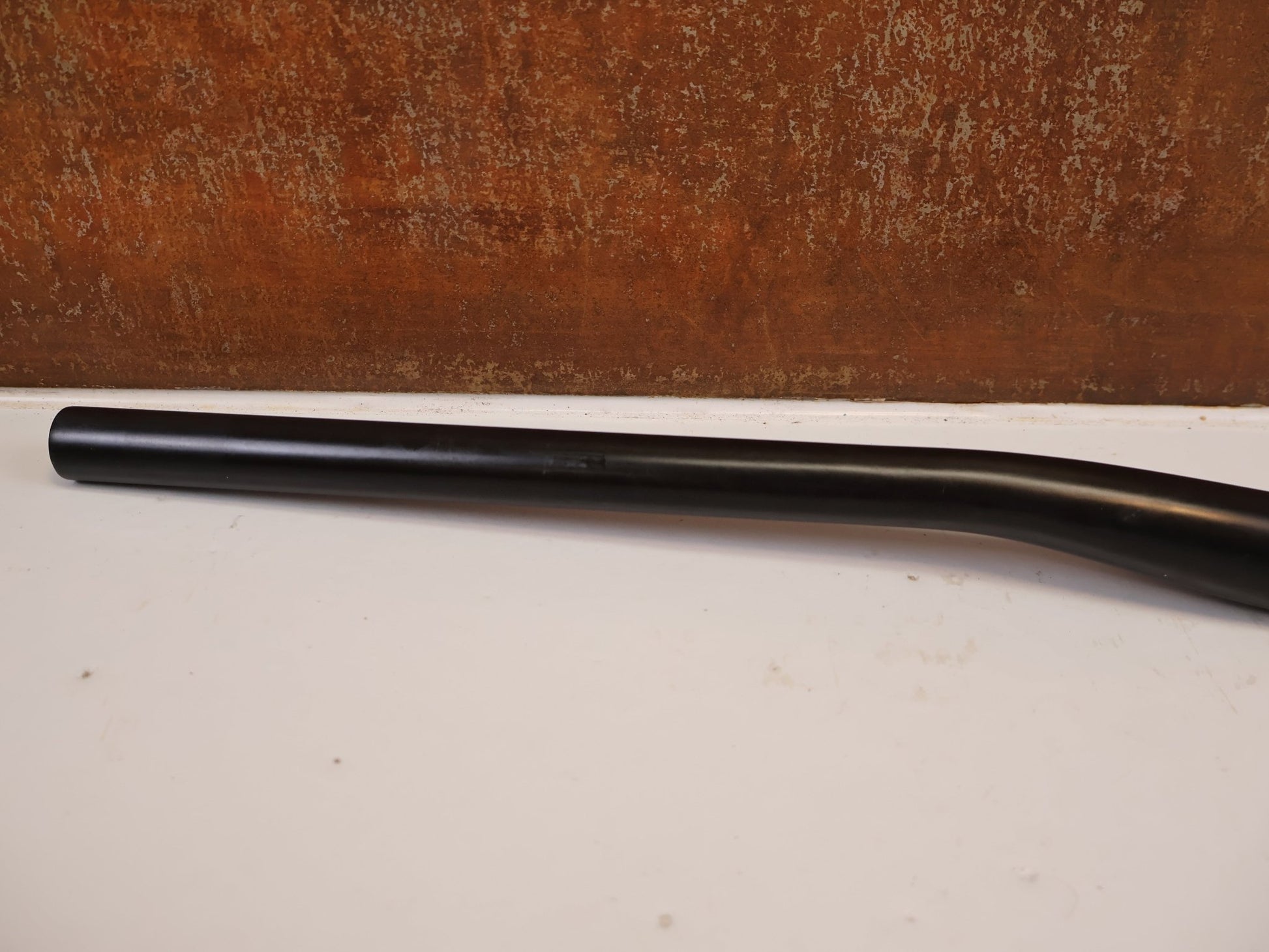 Lenker von Scor, SCOR CARBON LENKER 31.8 MM 800 MM 20 MM RISE 220 G vor USEDBIKES-OB.DE Hintergrund