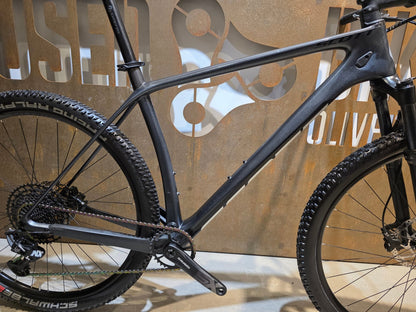Mountainbike von Scott, SCOTT SCALE 940 / XL vor USEDBIKES - OB.DE Hintergrund