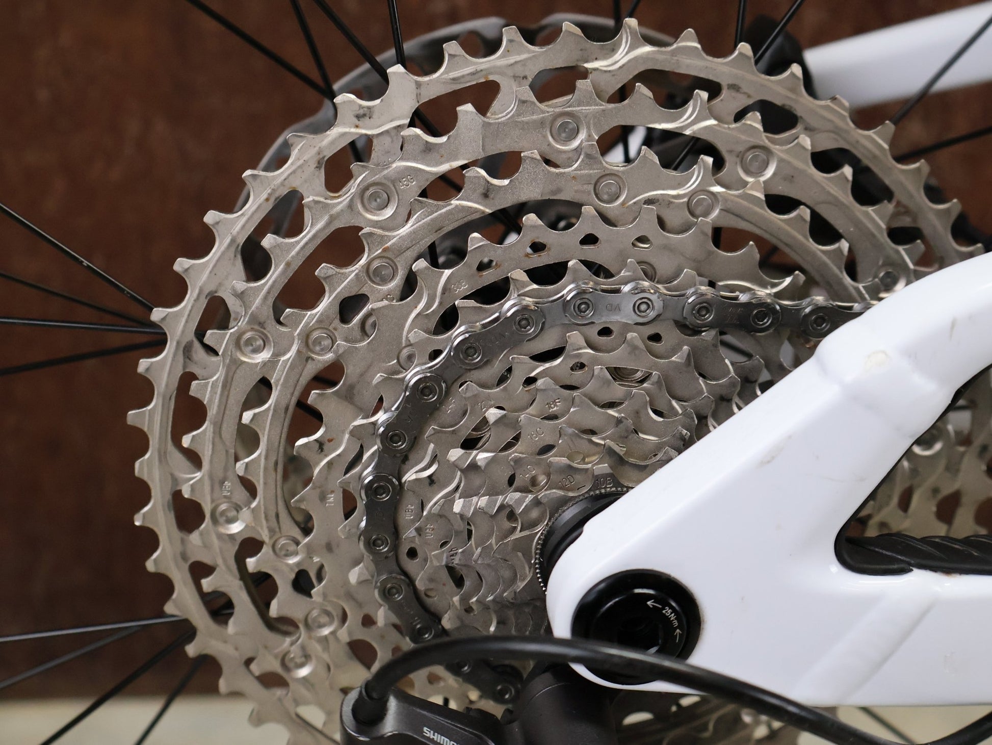 Mountainbike von Scott, SCOTT SPARK 930 / WHITE / M vor USEDBIKES - OB.DE Hintergrund