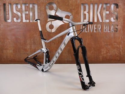 Mountainbikerahmen von Scott, Scott Spark RC Nino Schurter Edition Rahmenset HMX / L vor USEDBIKES-OB.DE Hintergrund