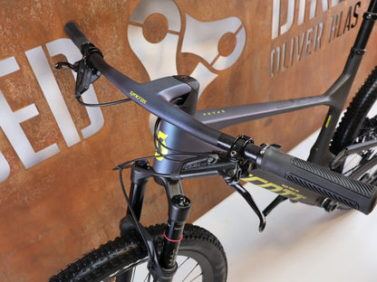 Mountainbike von Scott, SCOTT SPARK RC WORLD CUP TRANSMISSION / XL vor USEDBIKES-OB.DE Hintergrund