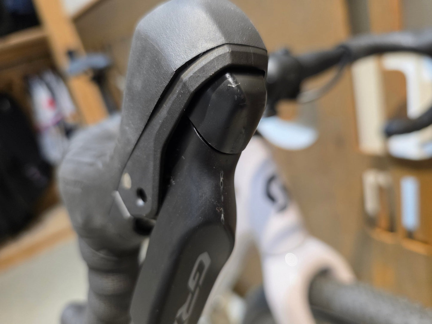 Gravel/Cyclocross von Scott, SCOTT SPEEDSTER GRAVEL 10 / HUSHED PINK / M vor USEDBIKES - OB.DE Hintergrund