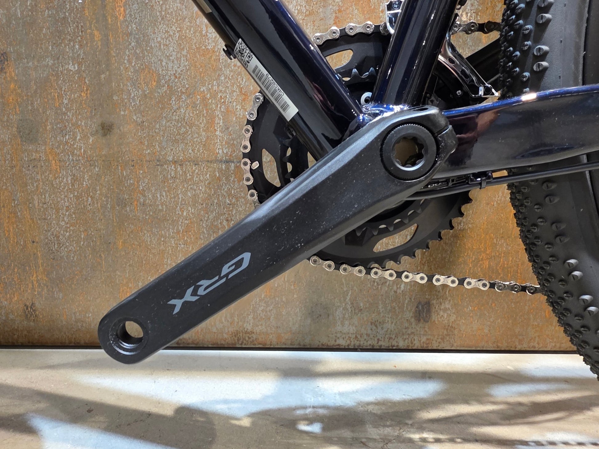 Gravel/Cyclocross von Scott, SCOTT SPEEDSTER GRAVEL 30 / COSMIC BLUE / M vor USEDBIKES - OB.DE Hintergrund