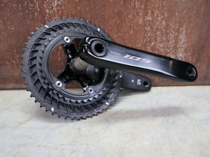 Kurbel von Shimano, SHIMANO 105 FC - R7100 KURBELGARNITUR 2X12FACH 52/36ZÄHNE 170 - 175MM vor USEDBIKES - OB.DE Hintergrund