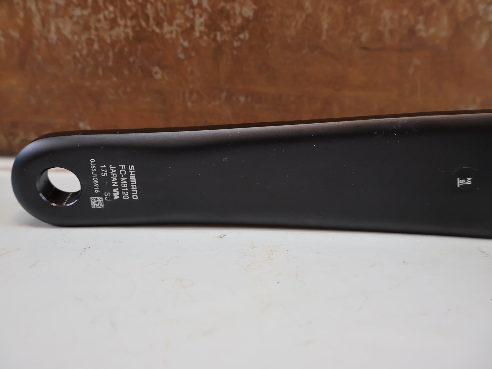 Kurbel von Shimano, SHIMANO DEORE XT FC-M8120-1 / MTB BOOST KURBEL / 1X12 FACH / 175 MM vor USEDBIKES-OB.DE Hintergrund