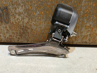 Schaltgruppen von Shimano, SHIMANO DURA ACE DI2 9070 SCHALTGRUPPE FD / RD / SHIFTER / DISC 2 X 11 FACH in variant_title vor USEDBIKES - OB.DE Hintergrund