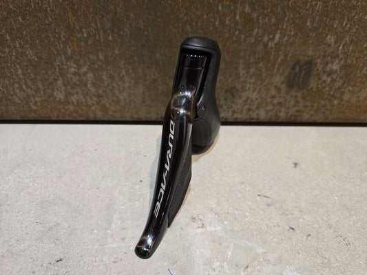Brems - / Schalthebel von Shimano, SHIMANO DURA ACE DI2 SCHALT - / BREMSHEBEL ST - R9150 - L / - R LINKS / RECHTS in variant_title vor USEDBIKES - OB.DE Hintergrund