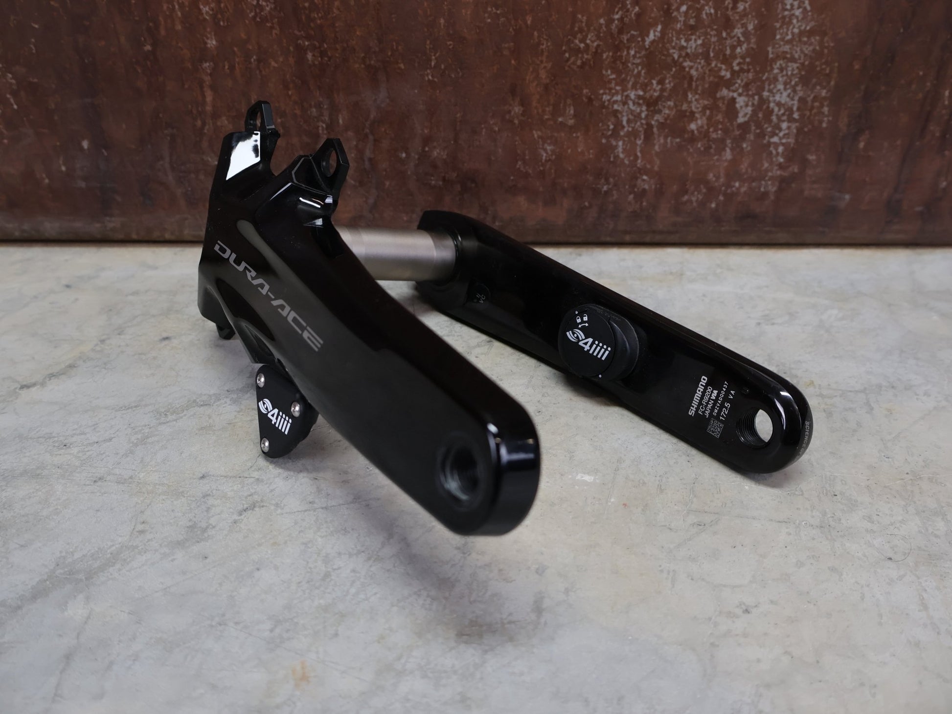 Powermeter von 4iiii, SHIMANO DURA ACE FC - R9200 4iiii DUAL SIDE POWERMETER / 172.5MM vor USEDBIKES - OB.DE Hintergrund