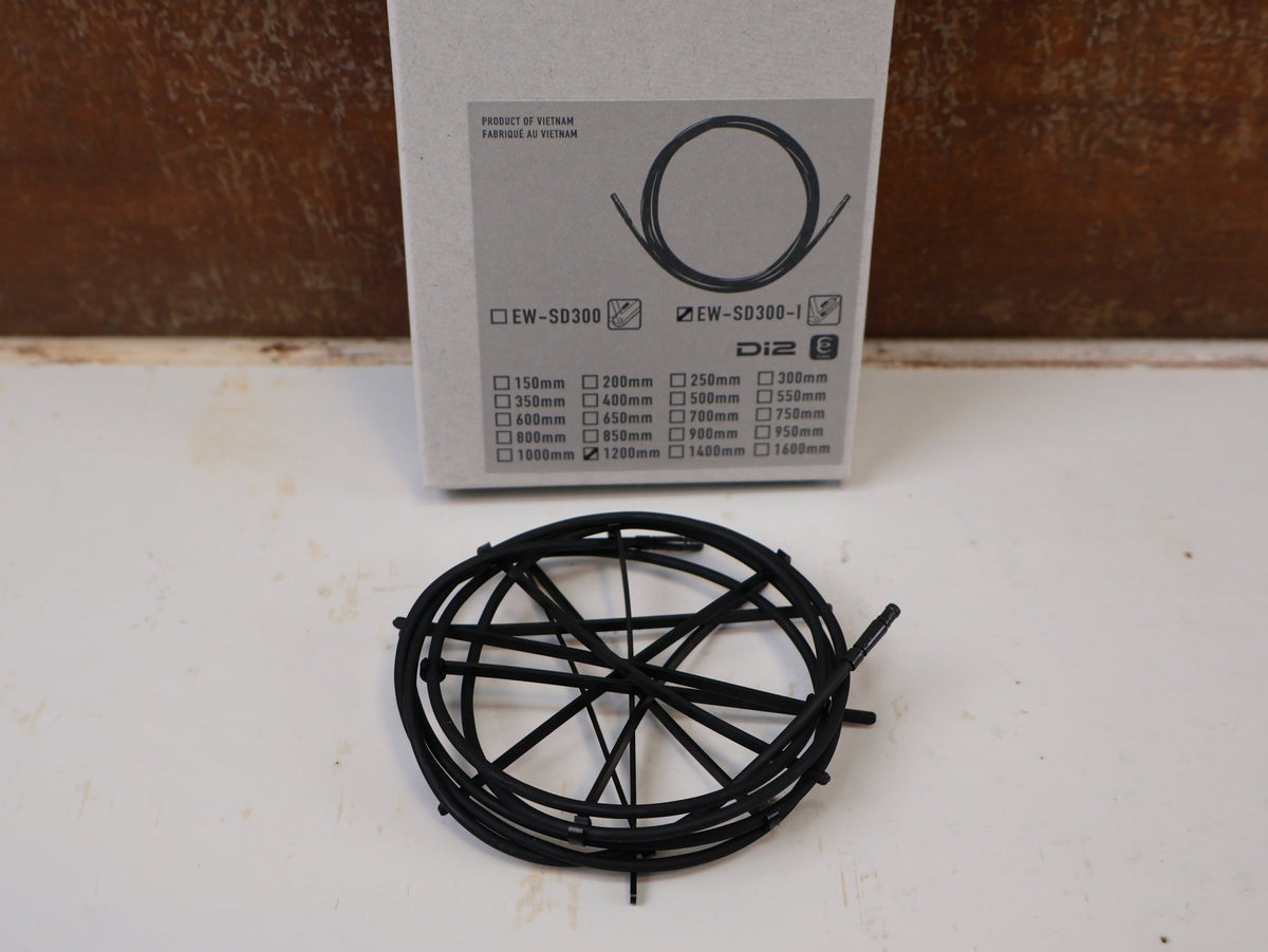 Schaltgruppen von Shimano, SHIMANO DURA ACE R9200 POWERMETER GRUPPE 165MM 52-36 11-34 12F vor USEDBIKES-OB.DE Hintergrund