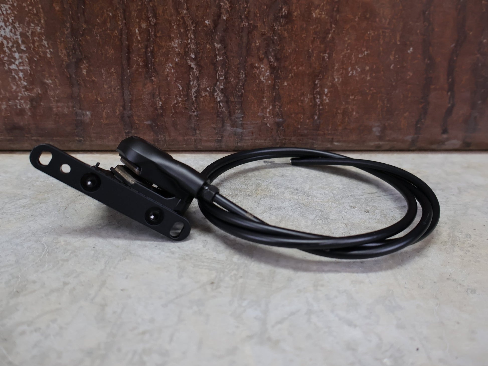 Brems - / Schalthebel von Shimano, SHIMANO GRX SCHEIBENBREMSE ST - RX600 / BR - RX400 vor USEDBIKES - OB.DE Hintergrund