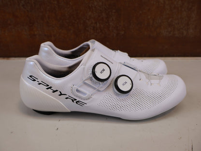 RR-Herrenschuhe von Shimano, SHIMANO S PHYRE SH RC903 SCHUHE WIDE WEISS / 41 vor USEDBIKES-OB.DE Hintergrund