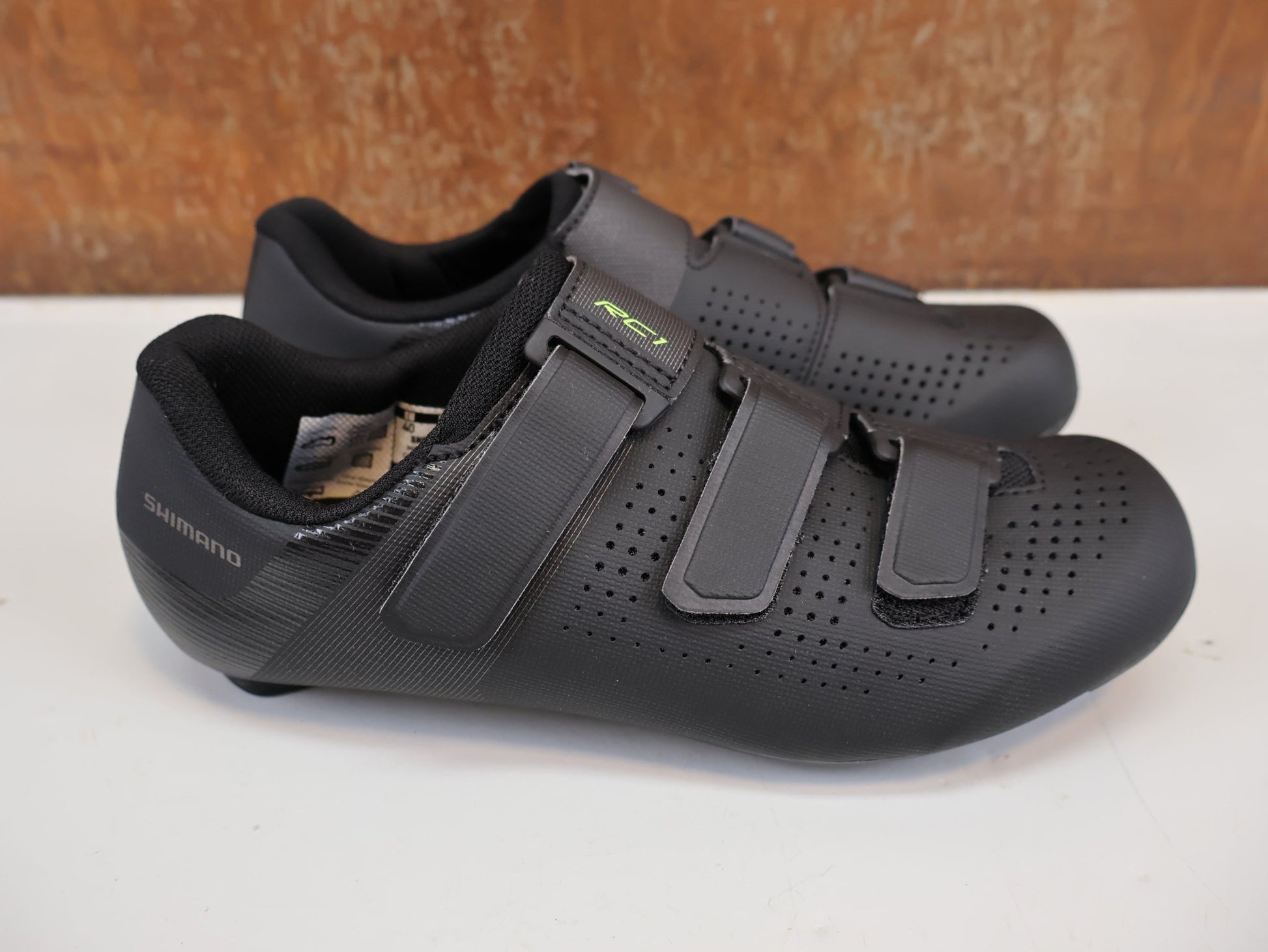 SHIMANO SH-RC100 RENNRADSCHUHE HERREN / SCHWARZ / SPD-SL / DYNALAST –
