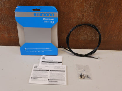 Bremsleitung von Shimano, SHIMANO SM BH59 SB BREMSLEITUNG 1700MM SCHWARZ vor USEDBIKES-OB.DE Hintergrund