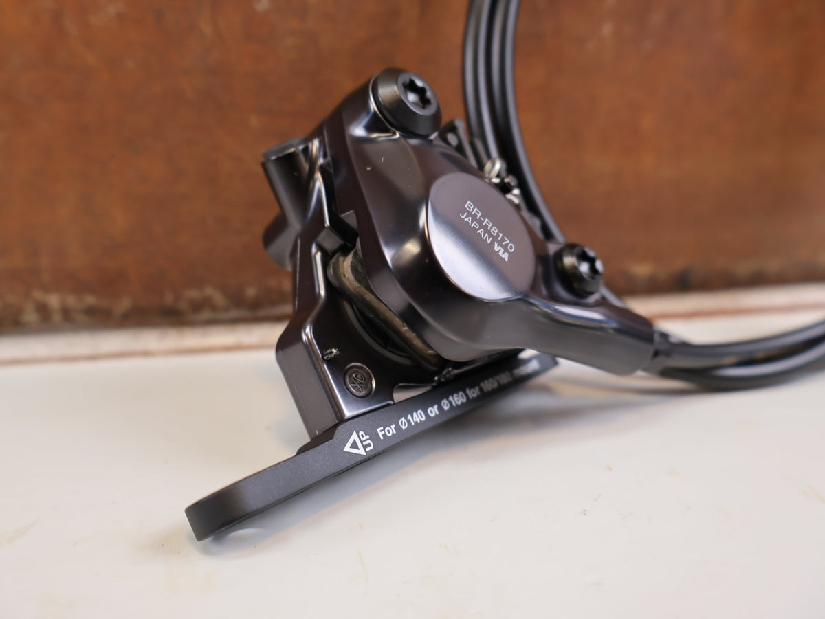 Brems-/ Schalthebel von Shimano, SHIMANO ULTEGRA DI2 ST R8170 BR R8170 SCHEIBENBREMSE VR ODER HR vor USEDBIKES-OB.DE Hintergrund