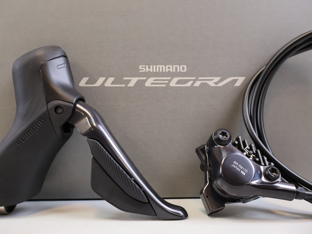 Brems-/ Schalthebel von Shimano, SHIMANO ULTEGRA DI2 ST R8170 BR R8170 SCHEIBENBREMSE VR ODER HR vor USEDBIKES-OB.DE Hintergrund